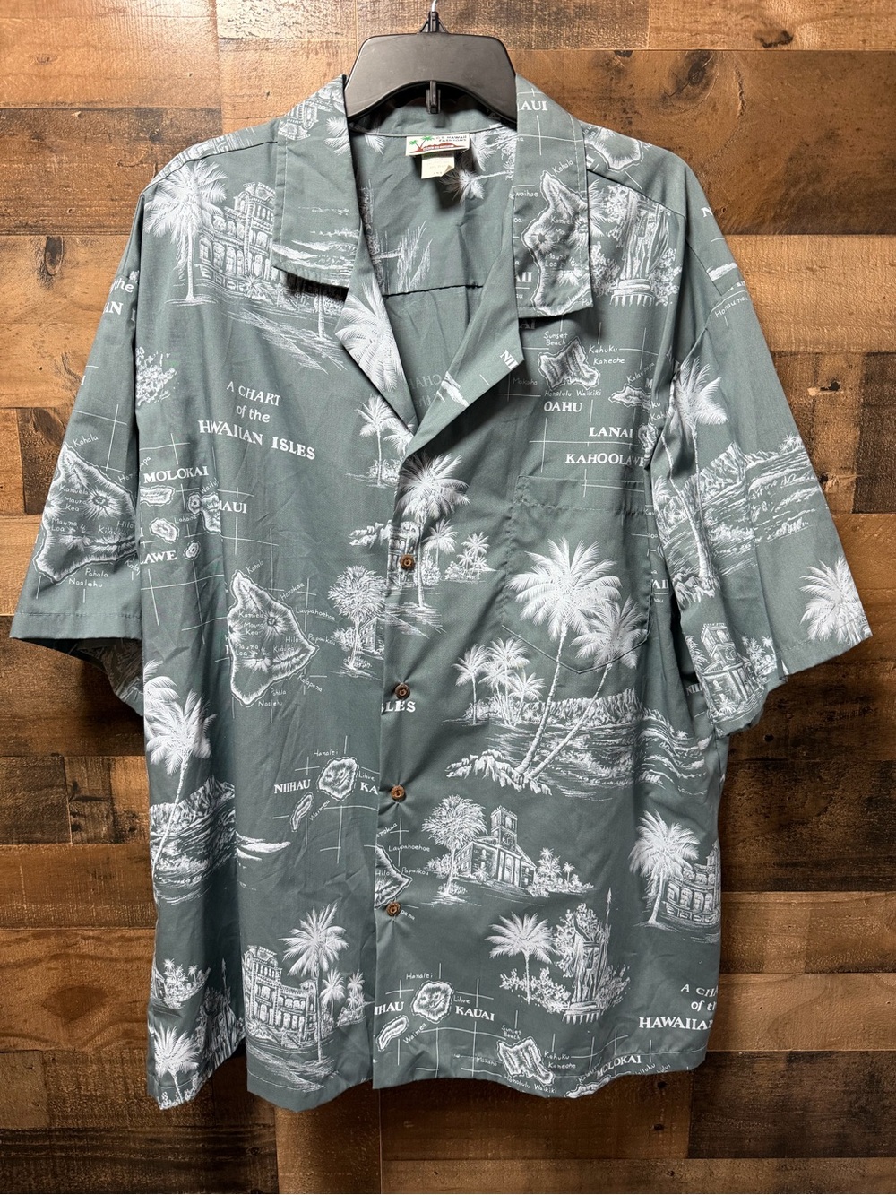 CT Hawaii Fashions Hawaiian Shirt Mens 3XL Gray Hawaiian Islands Map Made Hawaii